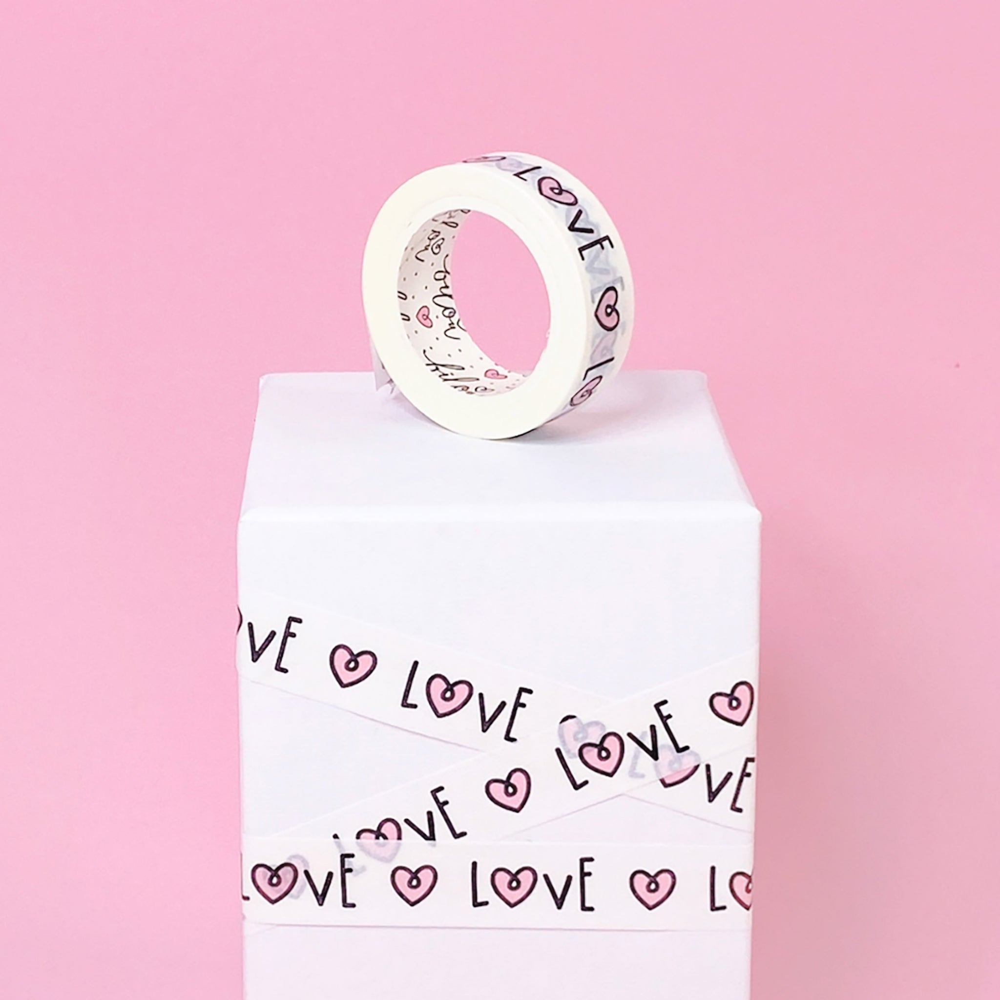 bilou Xmas Surprise Box Medium 2025